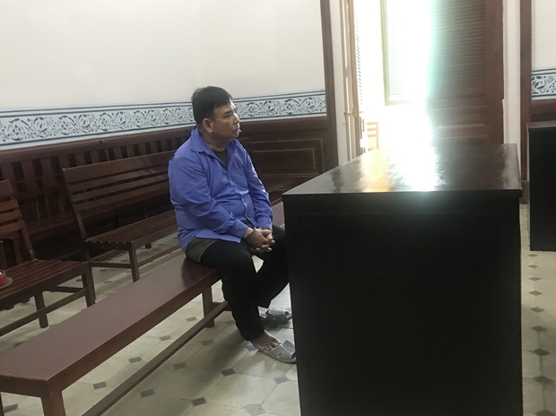 Đốt nhà chủ nợ, lãnh 16 năm tù