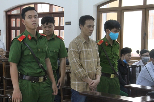 Tử hình kẻ giết mẹ của tình địch