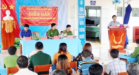 Lắng nghe góp ý kiến để phục vụ nhân dân tốt hơn