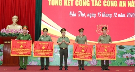 Chủ động nắm chắc tình hình, bảo vệ tuyệt đối an toàn các sự kiện của đất nước, địa phương
