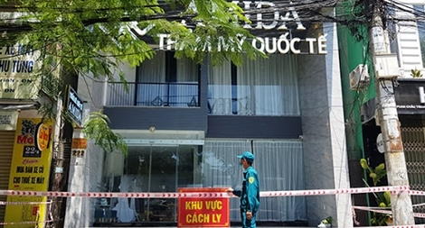 Khởi tố vụ án vi phạm phòng chống dịch tại thẩm mỹ viện Amida