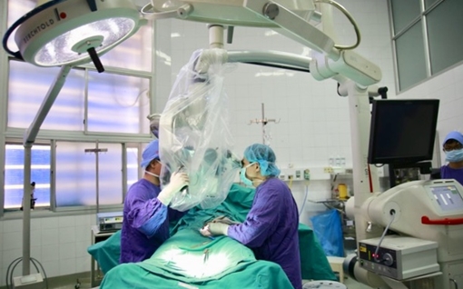 Chồng 24 tuổi bị vợ cắt “của quý