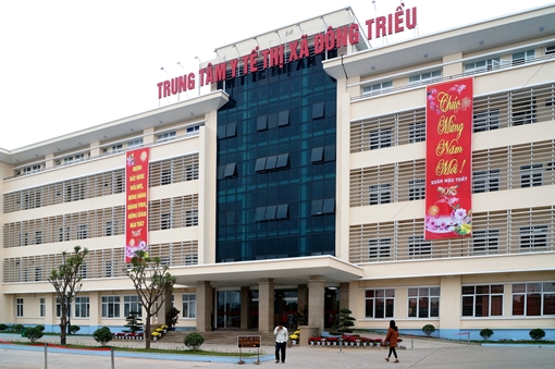 Làm rõ vụ thi thể trẻ sơ sinh bị bỏ trong thùng rác