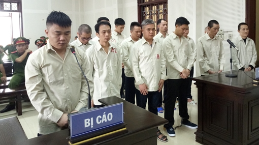 Xét xử sơ thẩm đường dây mua bán 148 bánh heroin