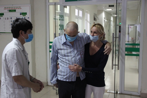 Hai ngày không ghi nhận ca mắc COVID-19 mới, nhiều ca bệnh nặng điều trị thành công