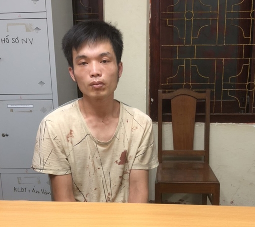 Thuê taxi để cướp tài sản