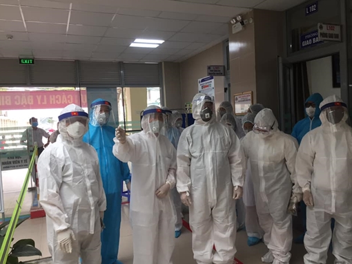 Thêm 4 trường hợp mắc mới từ nước ngoài về, có 1 ca nhập cảnh trái phép