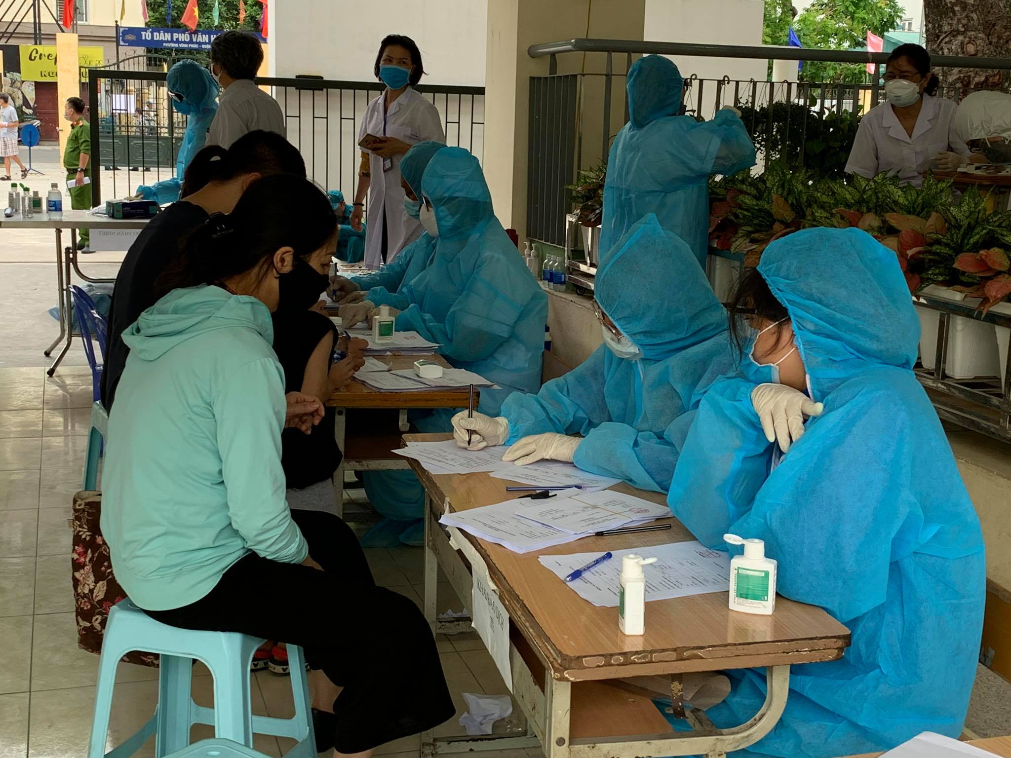 Ngày thứ 5 Việt Nam không có ca mắc COVID-19 mới, giảm 645 người cách ly