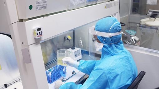 Hai chuyên gia Ấn Độ và 1 người Việt về từ Pháp nhiễm COVID-19 