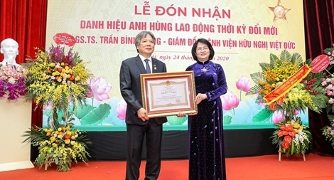 Bệnh viện Việt Đức đón nhận nhiều danh hiệu cao quý