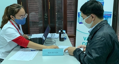 Tuyển tình nguyện viên từ 40-59 tuổi tiêm thử nghiệm vaccine Covivac