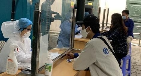 Hà Nội thêm 2 người dương tính, có 1 bác sĩ ở Bệnh viện Phổi Trung ương