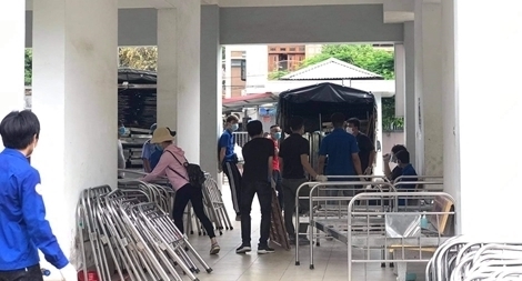 Bắc Giang gấp rút 72 giờ hoàn thiện 100 giường ICU lớn nhất miền Bắc