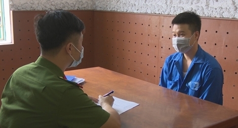 Khởi tố lái xe vi phạm Luật giao thông bỏ chạy làm CSGT bị thương