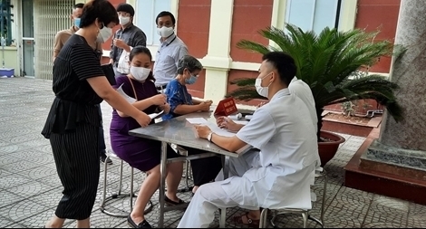 Đẩy nhanh thử nghiệm giai đoạn 3 vaccine Nanocovax trên 13 nghìn người