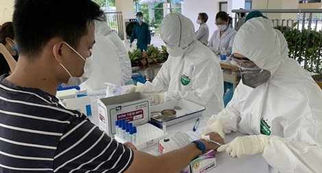 Hà Nội tăng cường giám sát người về từ vùng dịch 