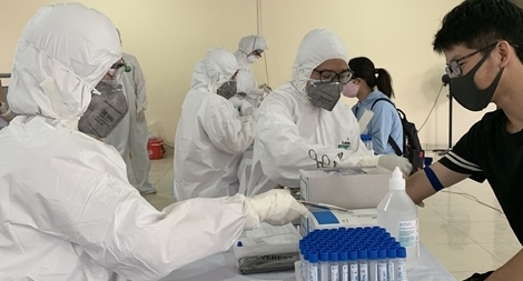 Hà Nội thêm 17 ca dương tính mới, trong đó có 15 F1 của 4 chùm ca bệnh