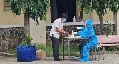 Hơn 1.700 bệnh nhân ở Bệnh viện dã chiến số 1 TP Hồ Chí Minh xuất viện