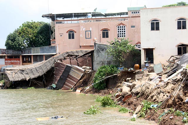 47 tỷ đồng lấp hố xoáy “tử thần” nuốt 14 ngôi nhà ở An Giang 