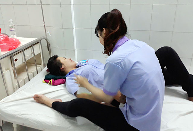 Hơn 90 công nhân tại Bến Tre nhập viện nghi ngộ độc thực phẩm