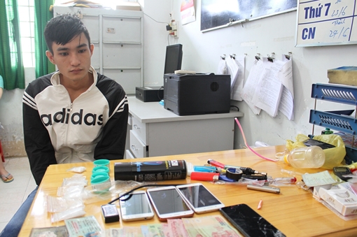 Triệt xóa đường dây mua bán ma túy đá tại TP Cần Thơ