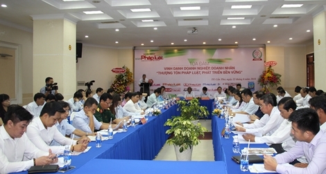 Thượng tôn pháp luật, phát triển bền vững