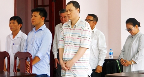 Tuyên án vụ cố ý làm trái quy định Nhà nước tại Công ty CP lương thực Hậu Giang