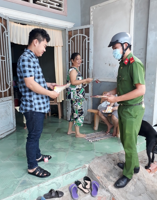 Tuổi trẻ Công an Sóc Trăng với điệu nhảy dân vũ phòng, chống COVID-19