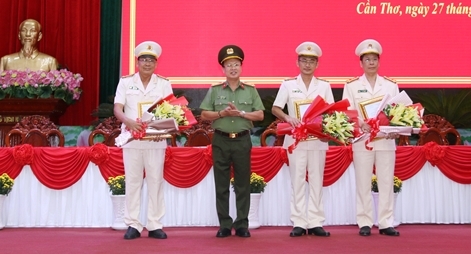 Công an TP Cần Thơ có 3 tân Phó Giám đốc