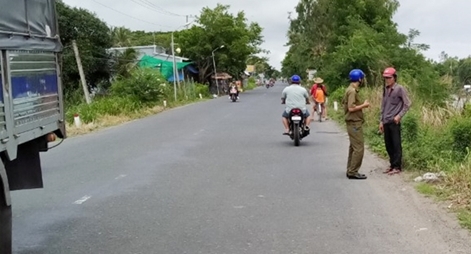 Đánh bạc hết tiền vờ bị cướp để qua mặt nhà vợ