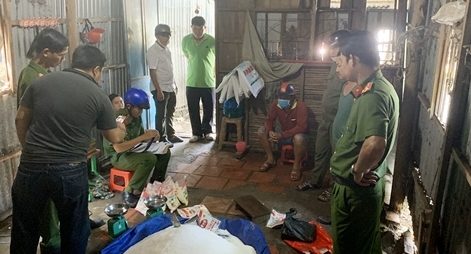 Cặp vợ chồng sản xuất trà Hoa Sen và bột ngọt Aji-no-moto, Saji giả