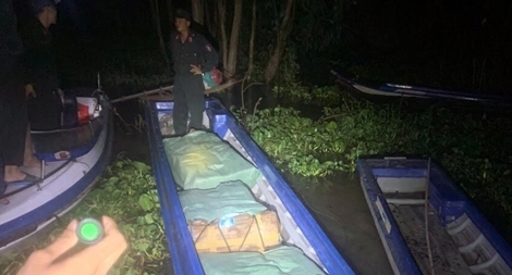 Thu giữ gần 20.000 khẩu trang y tế không rõ nguồn gốc