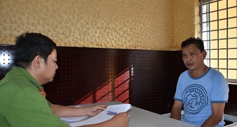 Cắt cổ "tình địch" tại đám giỗ nhà mẹ vợ