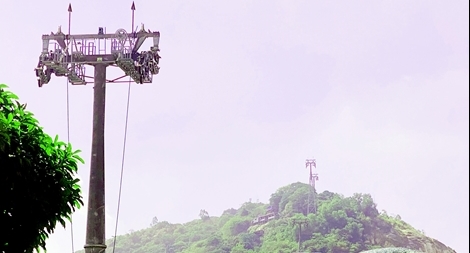 Áp dụng biện pháp khẩn cấp tạm thời đảm bảo việc kéo cáp treo Núi Sam