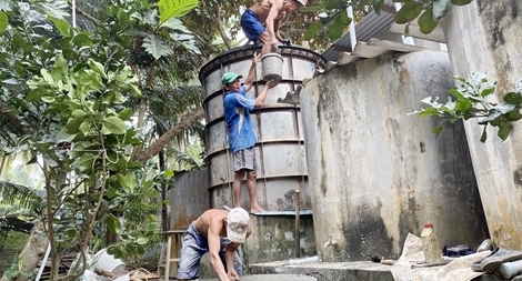 Dân xứ Dừa chủ động trữ nước ngọt để “sống chung” với hạn mặn