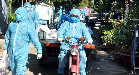 Đại đội truy vết Công an vào điểm “nóng” khoanh vùng, dập dịch