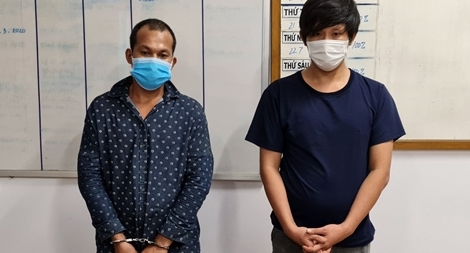 Giấu ma túy vào bó rau mang tới chốt kiểm soát để "giao dịch"