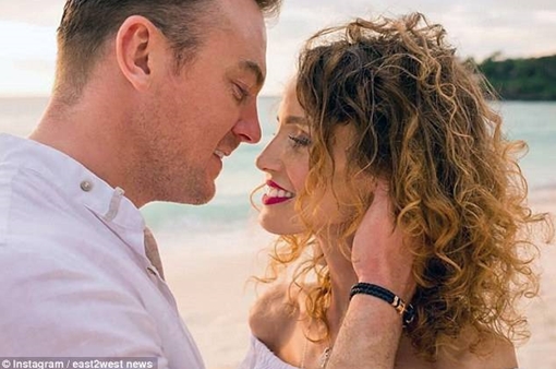 Nghẹn ngào nghe chuyện tình của chàng trai cưới cô gái bị ung thư giai đoạn cuối