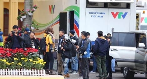 Phóng viên "đổ dồn" về ga Đồng Đăng, Lạng Sơn