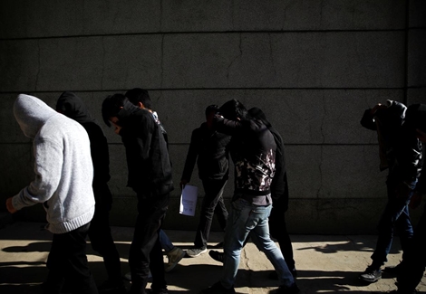 122 người Trung Quốc bị bắt vì cáo buộc gian lận ngân hàng và tội phạm mạng