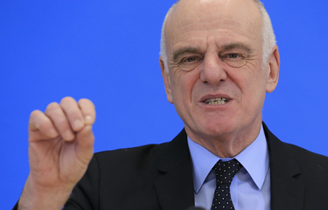 “Đánh bại virus trước đã, rồi hẵng trách cứ sau”