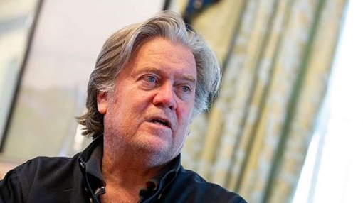 Cựu cố vấn chiến lược của Tổng thống Trump không nhận tội