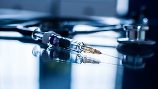 Trung Quốc phê duyệt thử nghiệm vaccine COVID-19 trên người