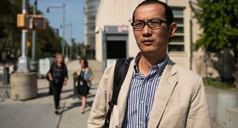 Giáo sư Trung Quốc nhận tội nói dối FBI