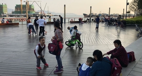 Trung Quốc cho phép mỗi cặp vợ chồng được sinh 3 con