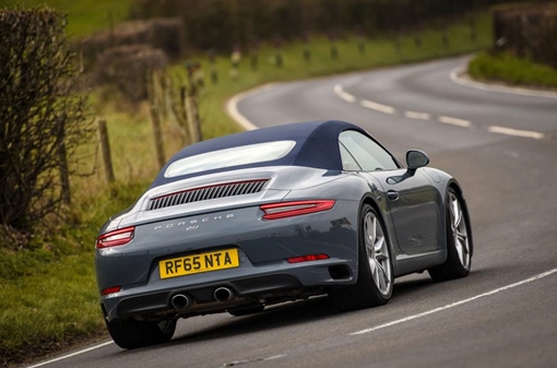 Túi khí trên hàng loạt dòng xe Porsche gặp trục trặc