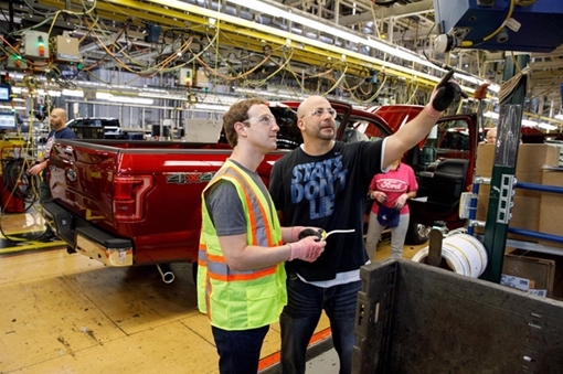 Ông chủ Facebook lắp xe bán tải Ford F-150