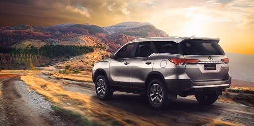 Dồn sức cho lắp ráp, các nhà sản xuất giảm nhập khẩu xe hơi?