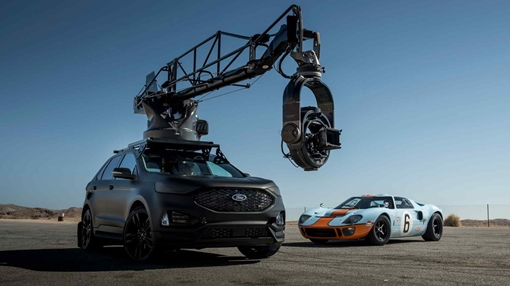 Phát sốt với chiếc xe chuyên dùng quay phim hành động ở Hollywood