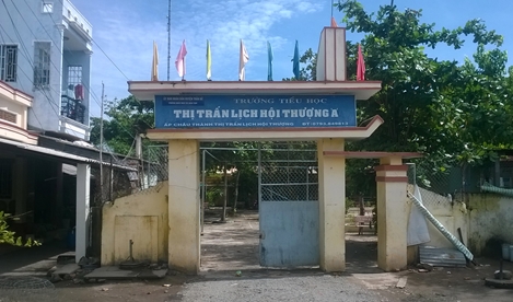 (BI HÀI) Trường chuẩn Quốc gia… nhưng học sinh lớp 2 chưa biết đọc, biết viết 